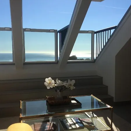 Bluesunset Cosy Penthouse Apartment