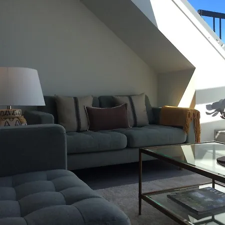 Bluesunset Cosy Penthouse Apartment